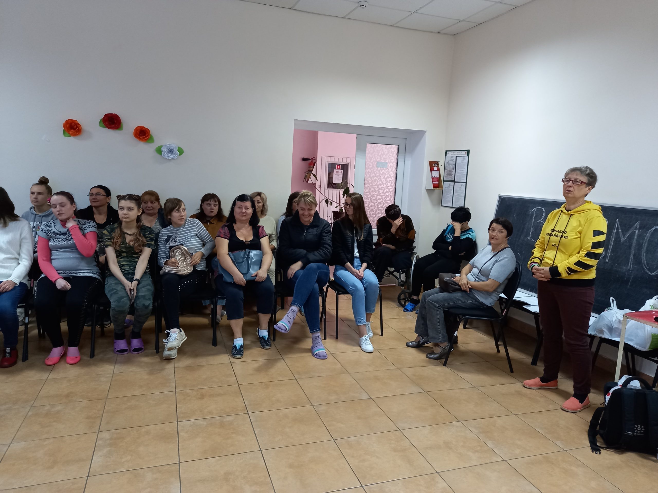 Проєкт «Репродуктивні права та здоров’я жінок з інвалідністю» реалізується завдяки підтримці Уряду Канади в рамках проєкту «Голос жінок і лідерство – Україна»